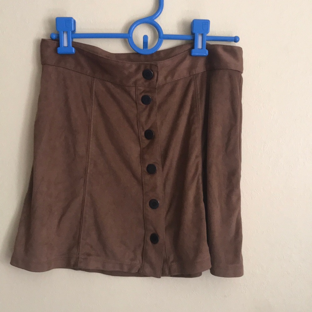 American Eagle button skirt!